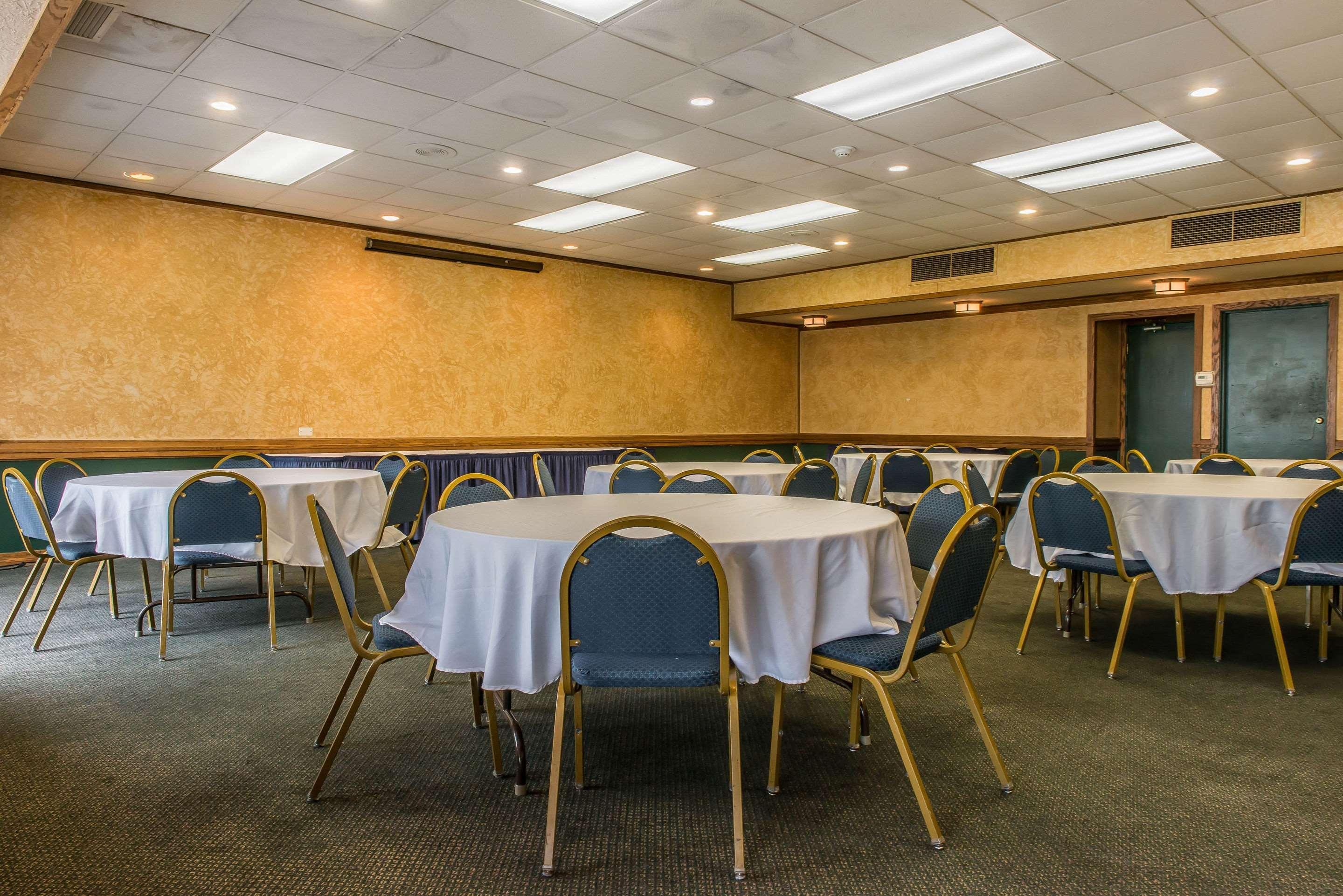 Quality Inn Hermitage Exterior photo