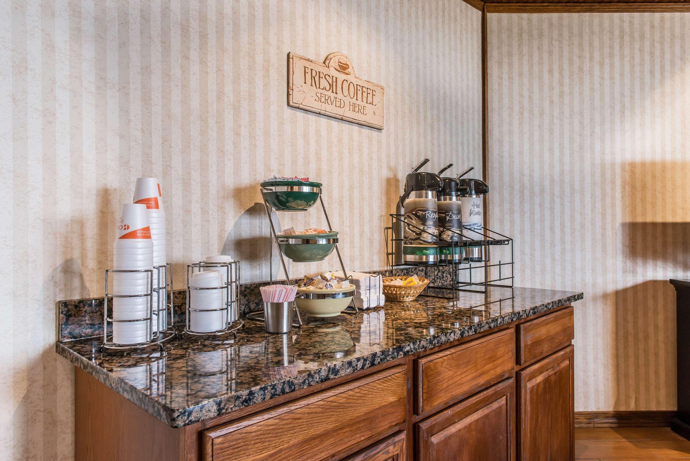Quality Inn Hermitage Exterior photo