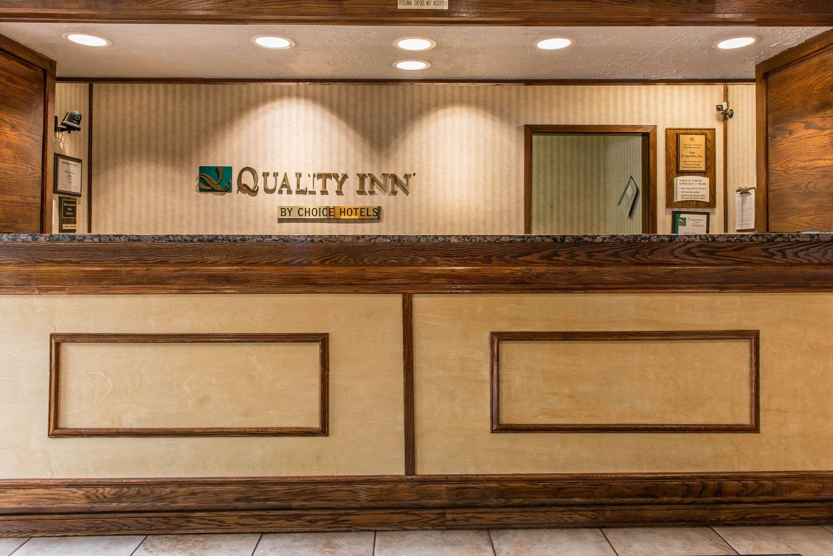 Quality Inn Hermitage Exterior photo
