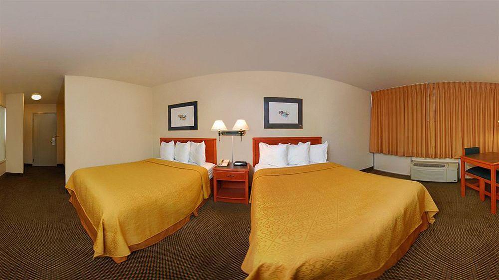 Quality Inn Hermitage Exterior photo